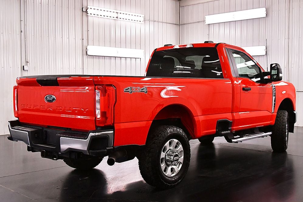 2024 Ford F-250SD XLT 8' Box