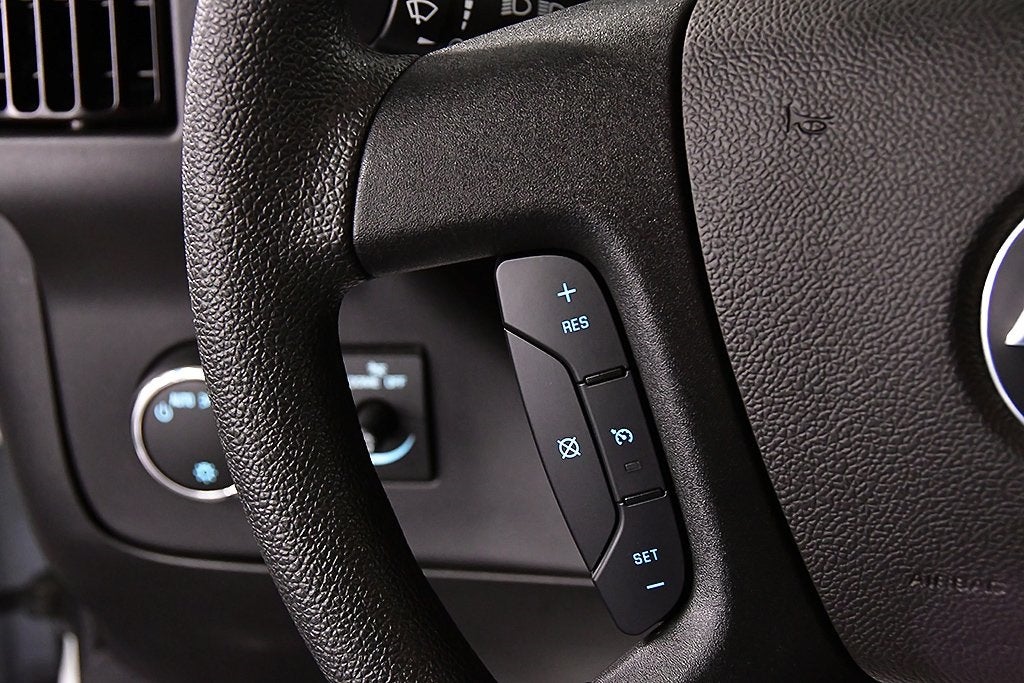 2025 Chevrolet Express 3500 LT Passenger