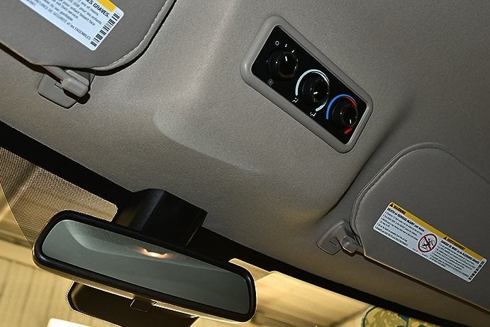 2025 Chevrolet Express 3500 LT Passenger