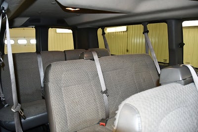 2025 Chevrolet Express 3500 LT Passenger