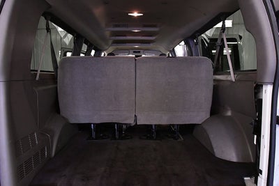 2025 Chevrolet Express 3500 LT Passenger