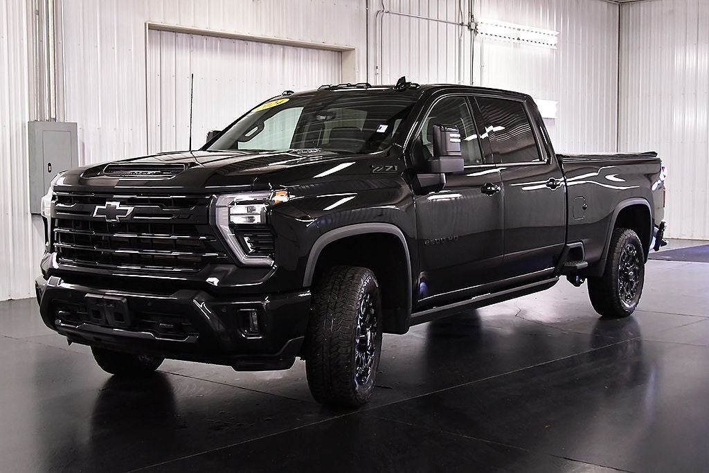 2024 Chevrolet Silverado 2500HD LTZ Midnight Edition