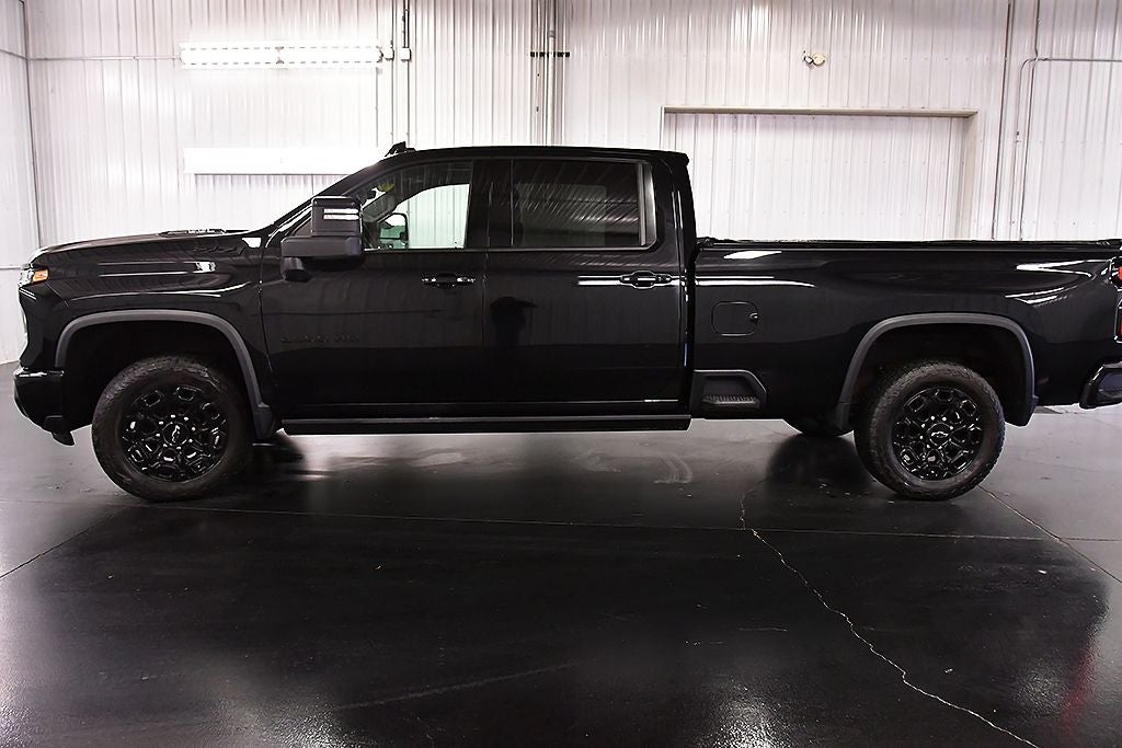 2024 Chevrolet Silverado 2500HD LTZ Midnight Edition