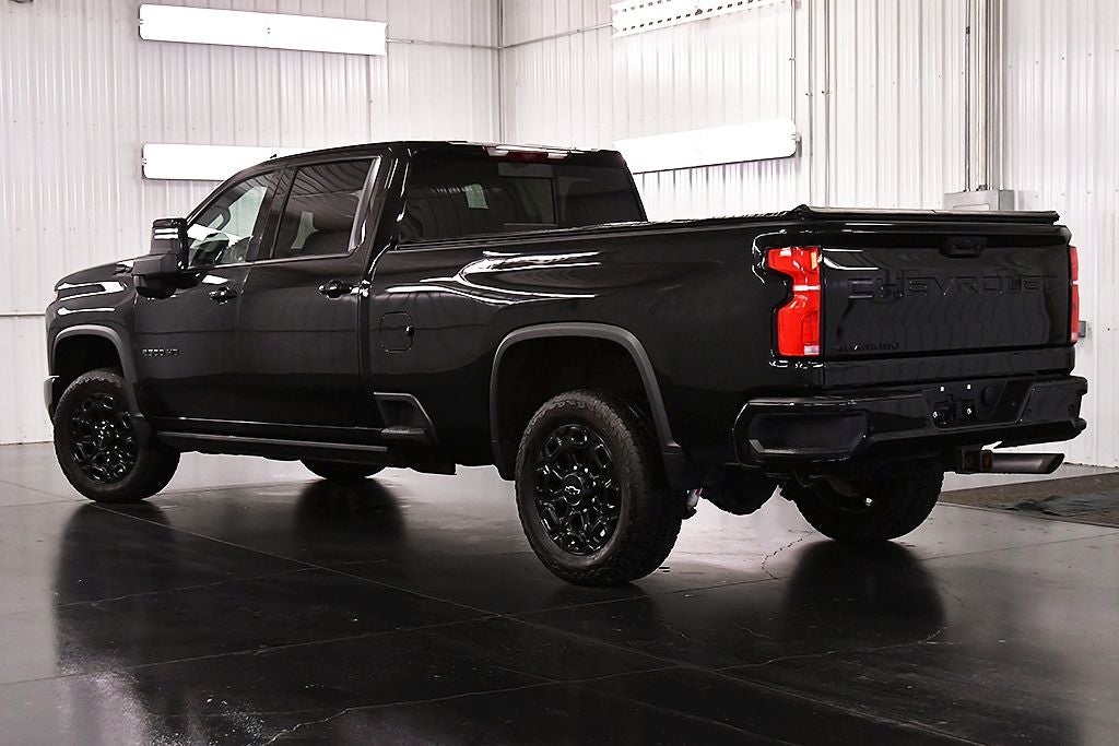 2024 Chevrolet Silverado 2500HD LTZ Midnight Edition