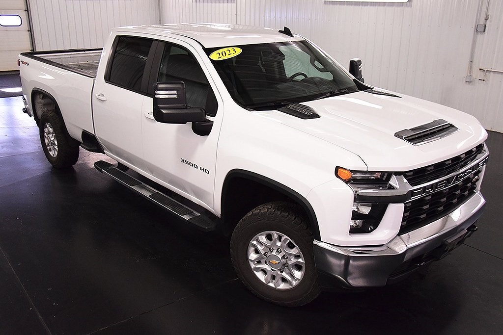 2023 Chevrolet Silverado 3500HD LT