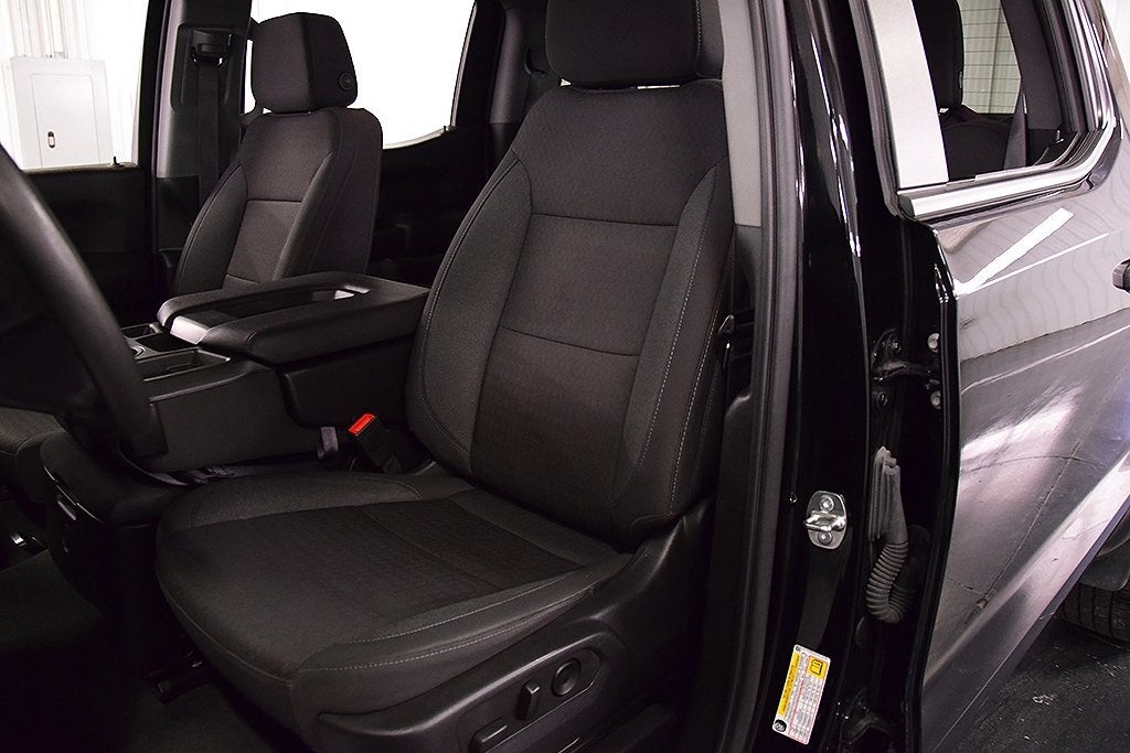 2023 Chevrolet Silverado 1500 Custom Dark Essentials