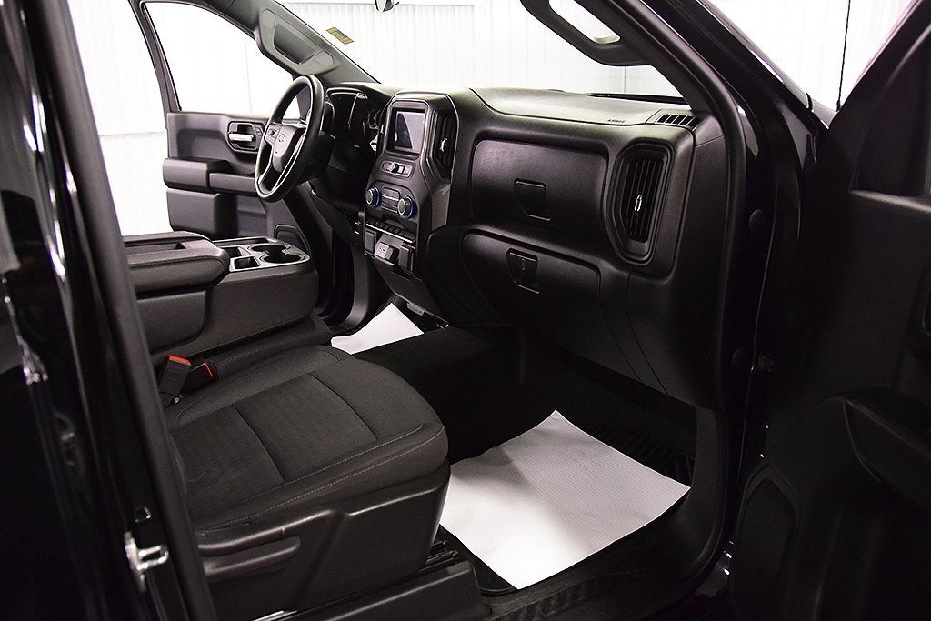 2023 Chevrolet Silverado 1500 Custom Dark Essentials