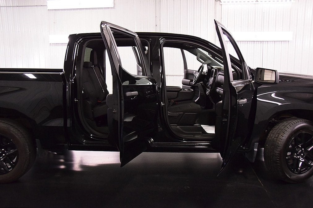 2023 Chevrolet Silverado 1500 Custom Dark Essentials