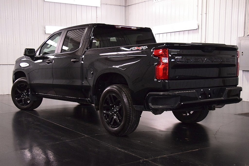 2023 Chevrolet Silverado 1500 Custom Dark Essentials