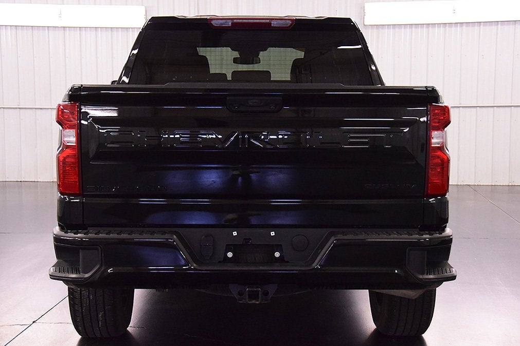 2023 Chevrolet Silverado 1500 Custom Dark Essentials