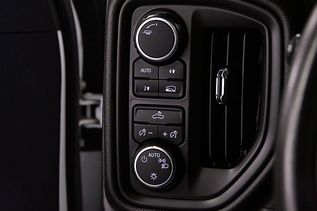 2023 Chevrolet Silverado 1500 Custom Dark Essentials