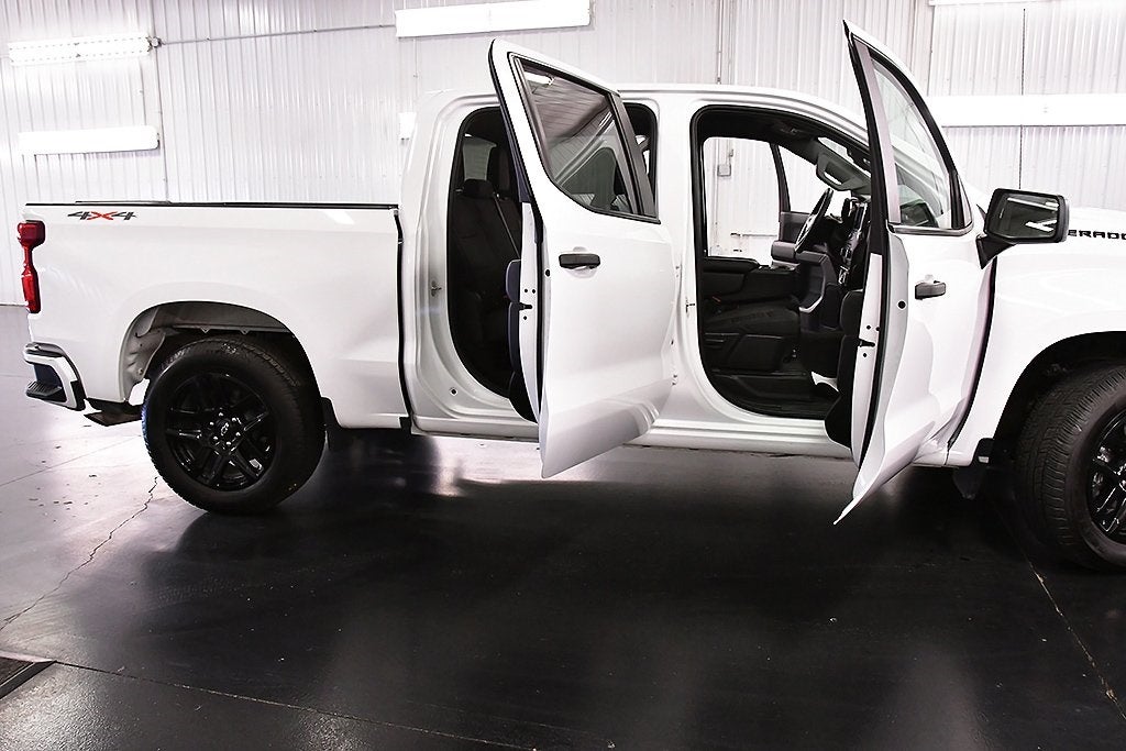 2023 Chevrolet Silverado 1500 Custom Dark Essentials