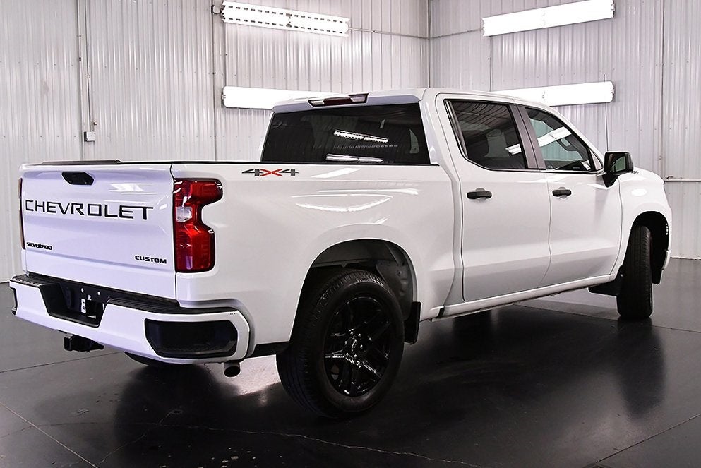 2023 Chevrolet Silverado 1500 Custom Dark Essentials