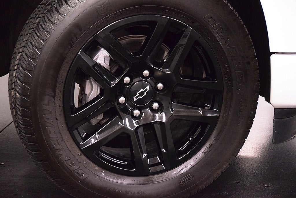 2023 Chevrolet Silverado 1500 Custom Dark Essentials