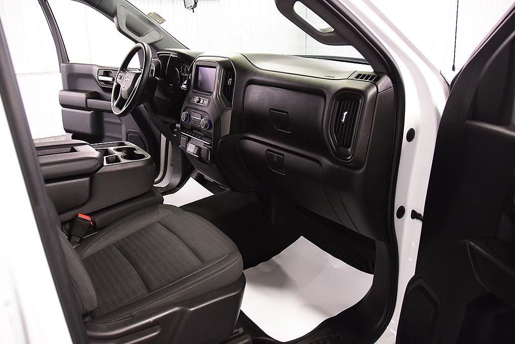 2023 Chevrolet Silverado 1500 Custom Dark Essentials