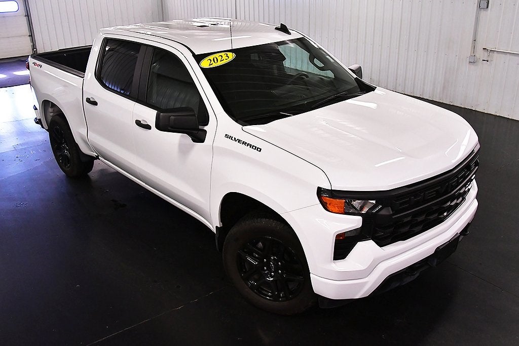 2023 Chevrolet Silverado 1500 Custom Dark Essentials