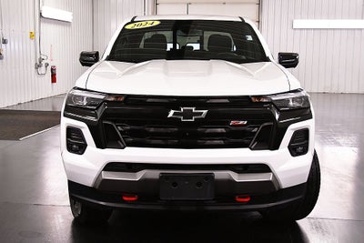 2024 Chevrolet Colorado Z71 Dark Essentials