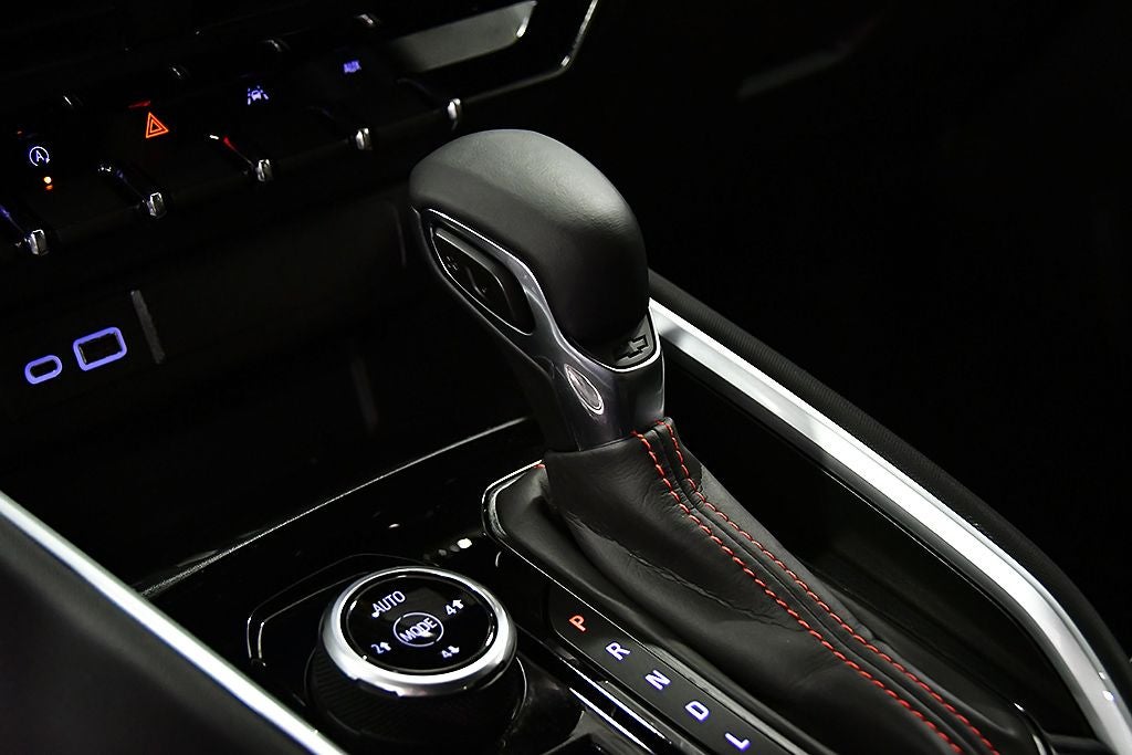 2024 Chevrolet Colorado Z71 Dark Essentials