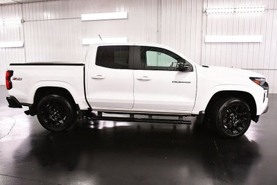 2024 Chevrolet Colorado Z71 Dark Essentials