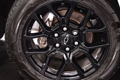 2024 Chevrolet Colorado Z71 Dark Essentials