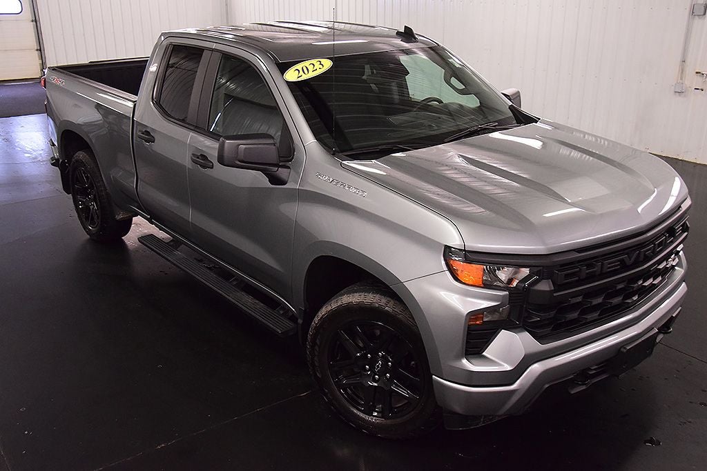 2023 Chevrolet Silverado 1500 Custom