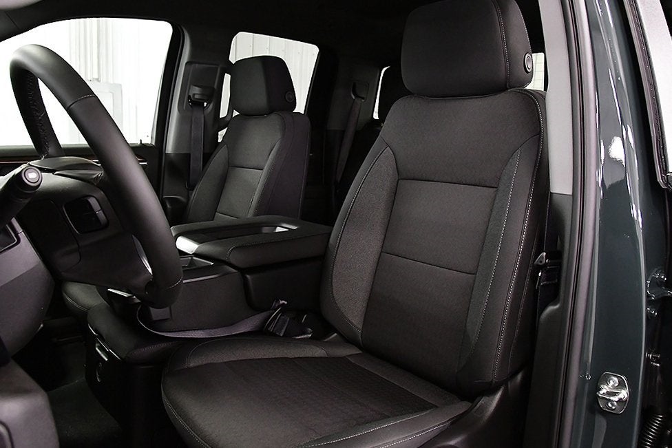 2026 Chevrolet Silverado 1500 LT LT1