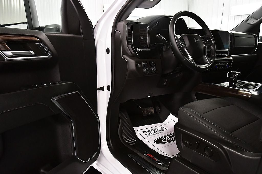 2024 Chevrolet Silverado 1500 RST True North Edition