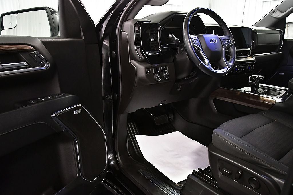 2023 Chevrolet Silverado 1500 RST Redline Edition