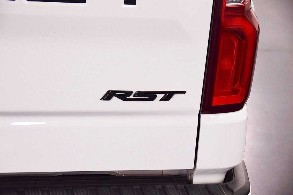 2024 Chevrolet Silverado 1500 RST Z71 Dark Essentials