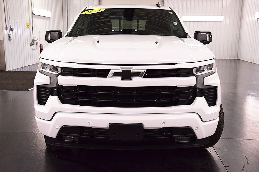 2024 Chevrolet Silverado 1500 RST Z71 Dark Essentials