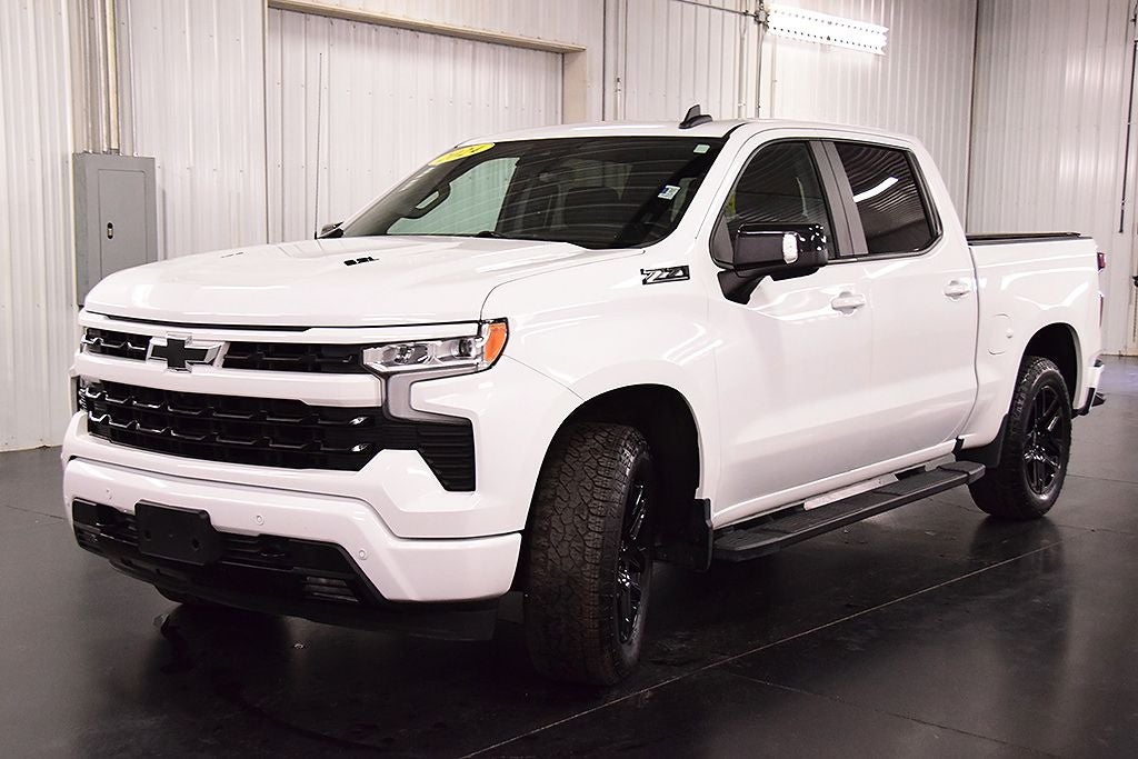 2024 Chevrolet Silverado 1500 RST Z71 Dark Essentials