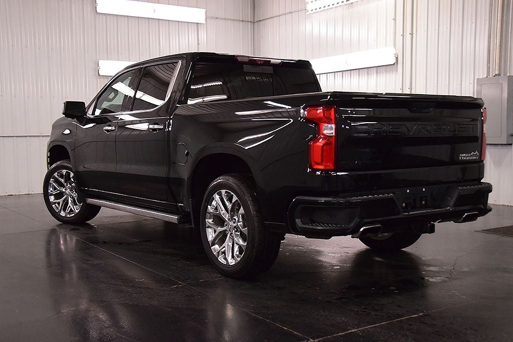 2020 Chevrolet Silverado 1500 High Country Dark Essentials