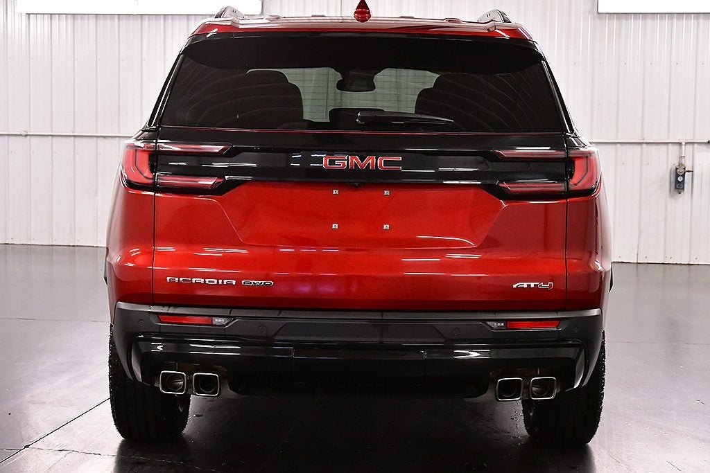 2024 GMC Acadia AT4