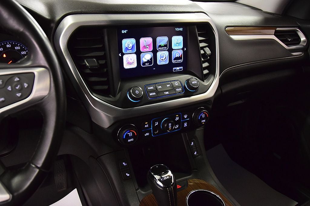 2017 GMC Acadia SLE-2