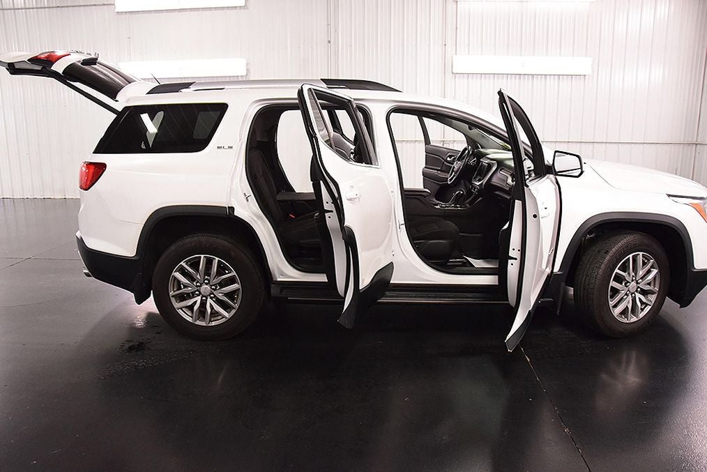 2017 GMC Acadia SLE-2