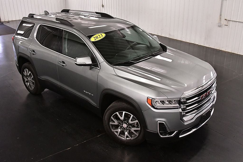 2023 GMC Acadia SLE