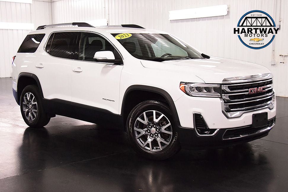 2023 GMC Acadia SLT