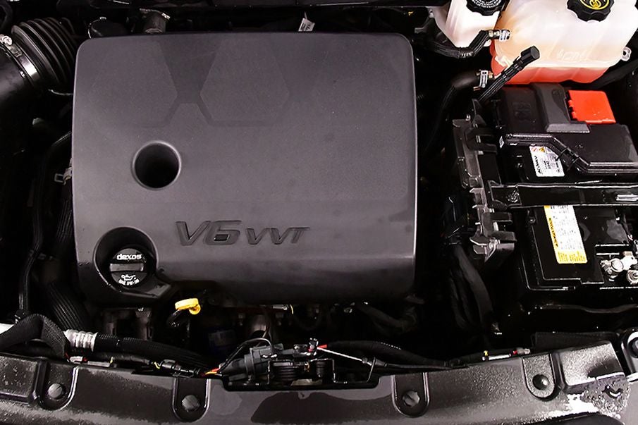 2023 Chevrolet Traverse LS Midnight/Sport Edition