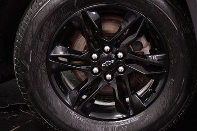 2023 Chevrolet Traverse LS Midnight/Sport Edition