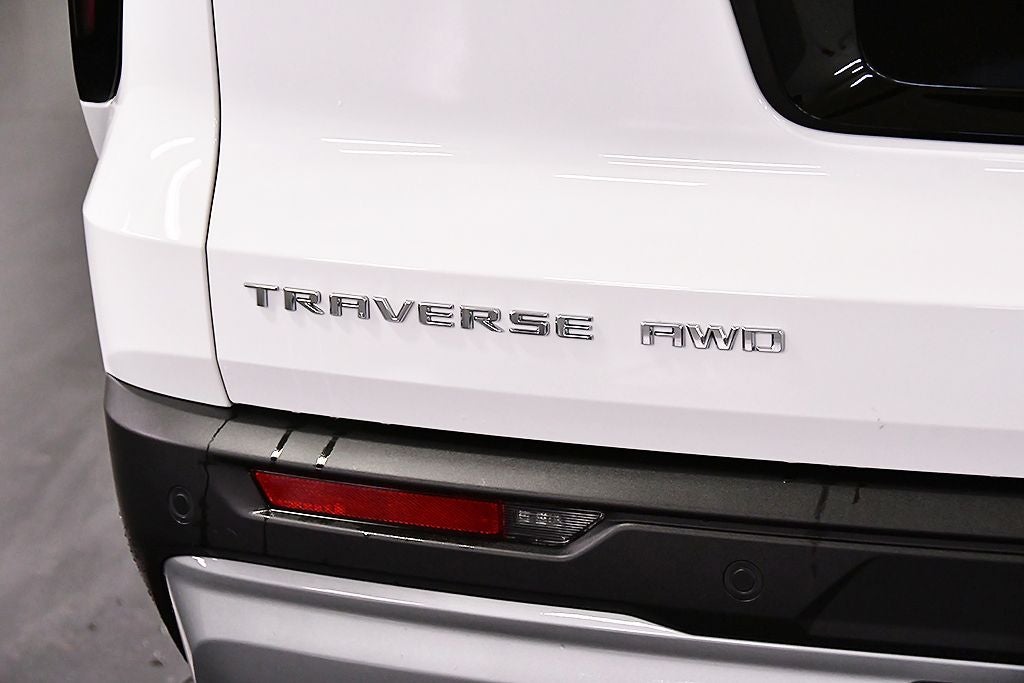 2026 Chevrolet Traverse LT 2LT
