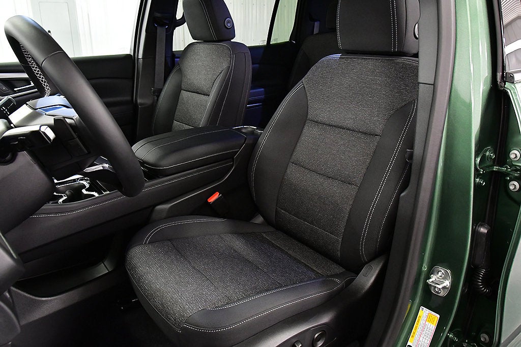 2027 Chevrolet Traverse LT 2LT