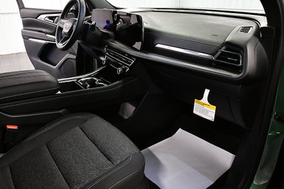 2027 Chevrolet Traverse LT 2LT