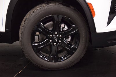 2027 Chevrolet Traverse LT Midnight/Sport Edition