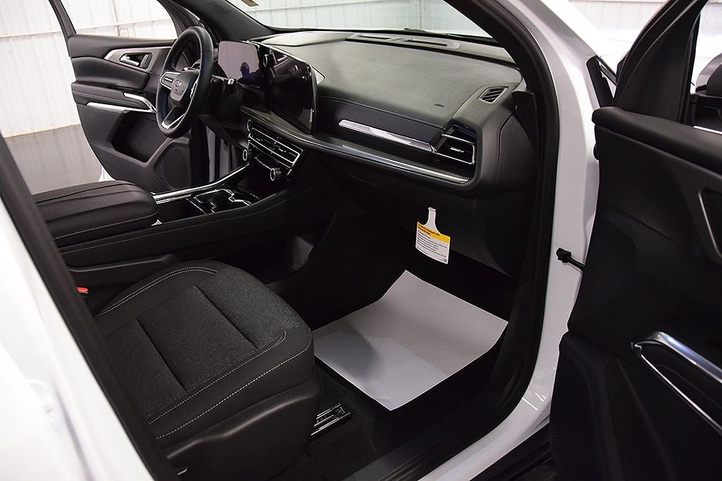 2027 Chevrolet Traverse LT Midnight/Sport Edition
