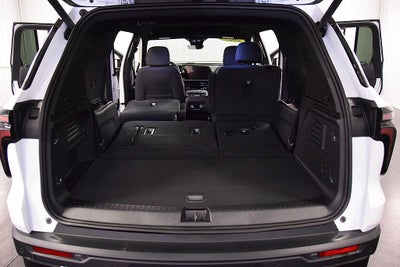 2027 Chevrolet Traverse LT Midnight/Sport Edition