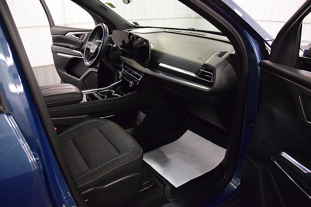 2024 Chevrolet Traverse LT Midnight/Sport Edition