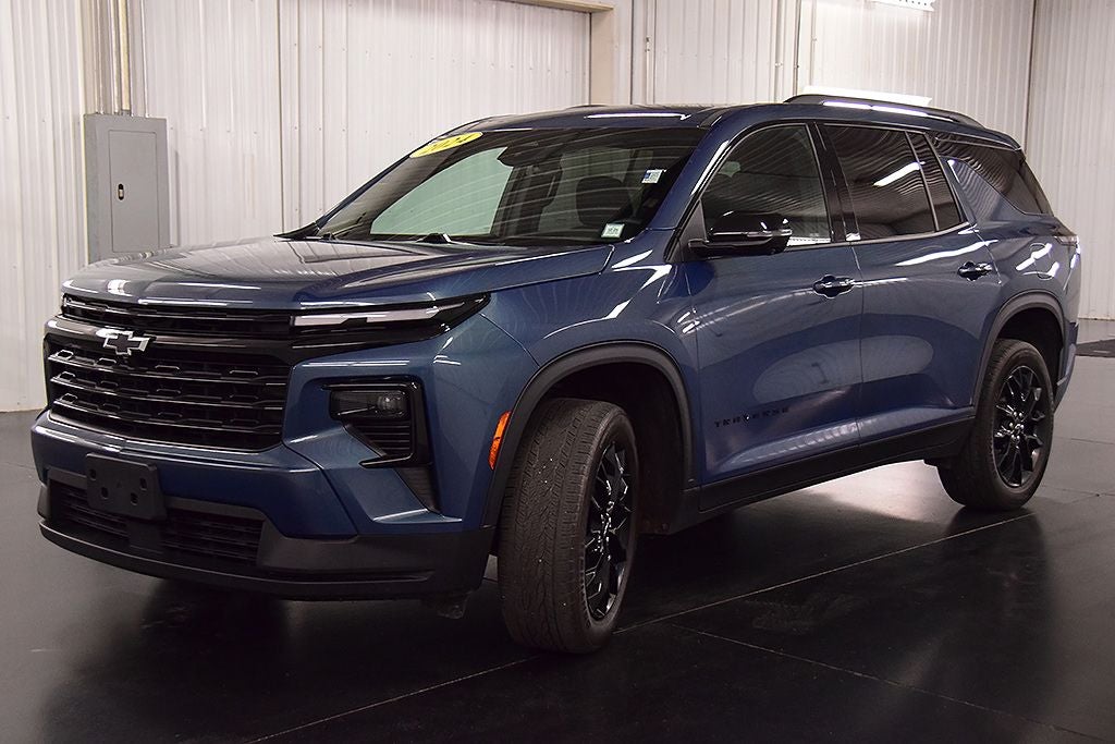 2024 Chevrolet Traverse LT Midnight/Sport Edition