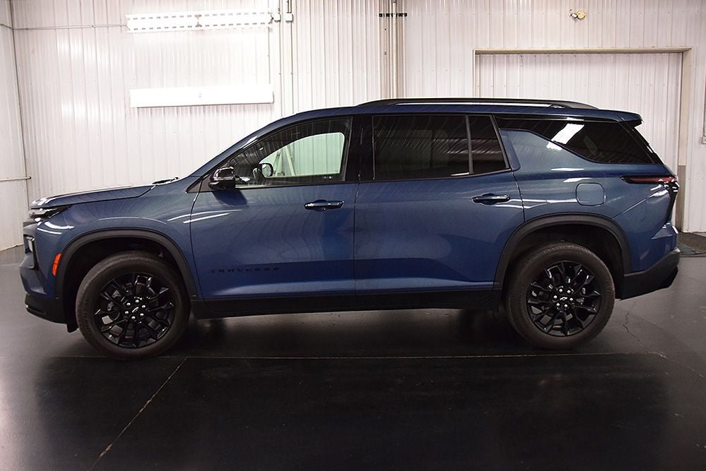 2024 Chevrolet Traverse LT Midnight/Sport Edition