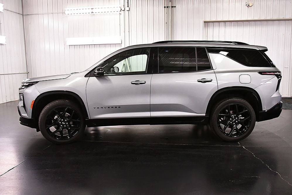 2025 Chevrolet Traverse RS