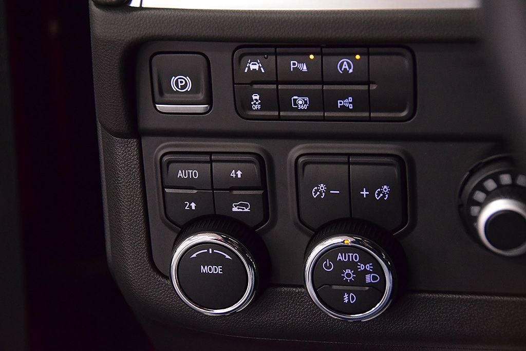 2025 Chevrolet Tahoe RST
